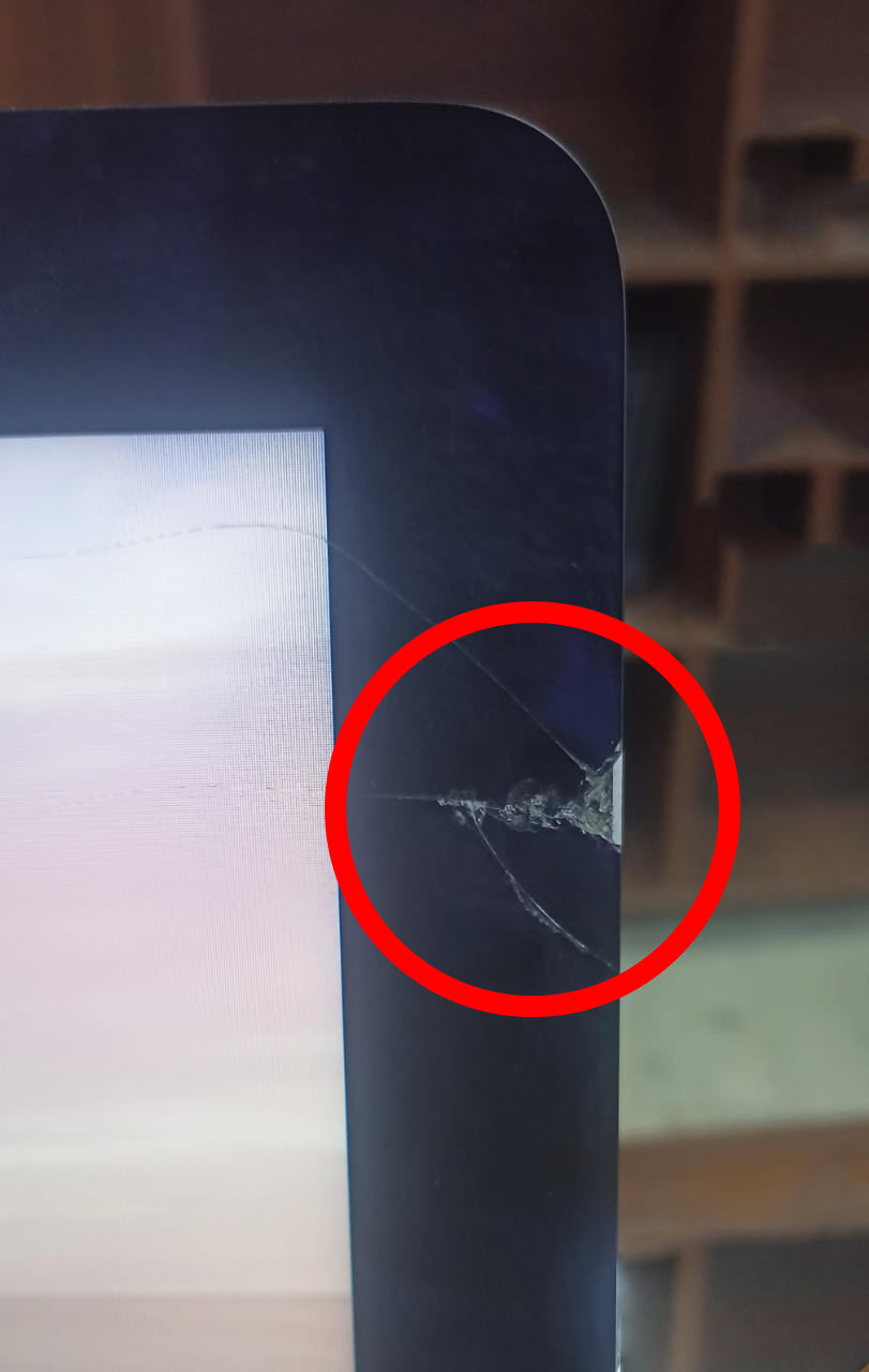 Apple iMac Late 2012 All-in-One PC (Minor Scratches in Screen)